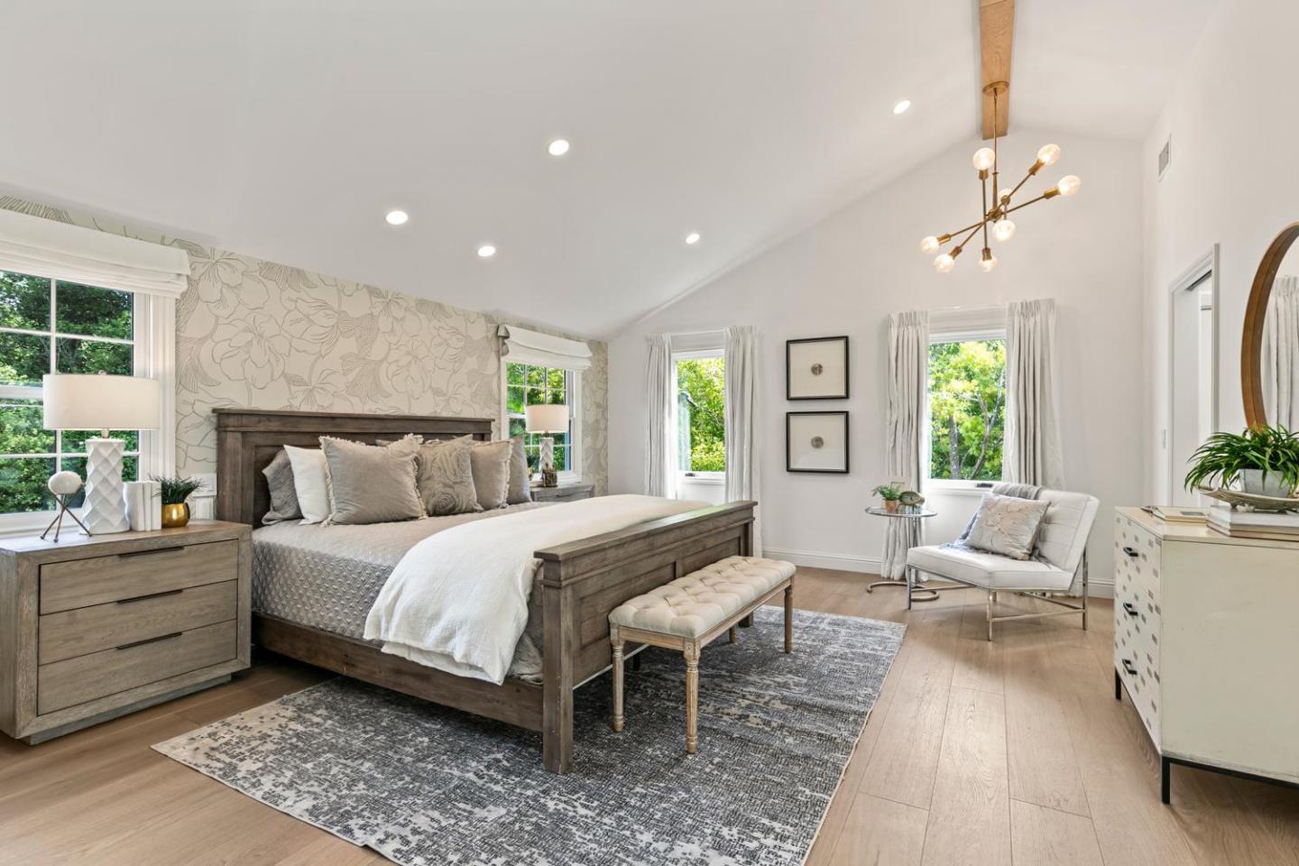 Detail Gallery Image 30 of 49 For 755 Bromfield Rd, Hillsborough,  CA 94010 - 4 Beds | 4/1 Baths