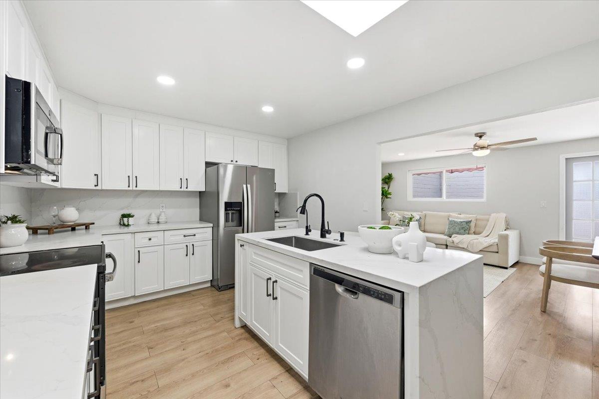 Detail Gallery Image 7 of 41 For 32915 Lake Erie St, Fremont,  CA 94555 - 3 Beds | 2 Baths