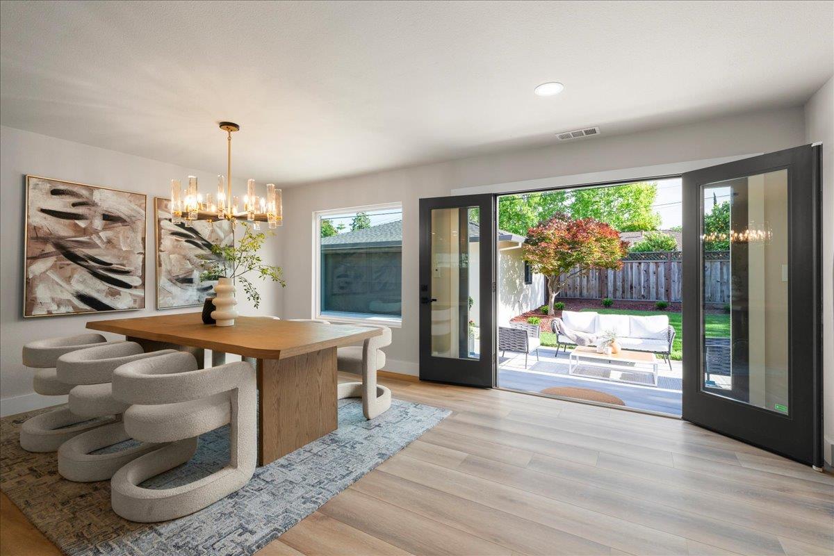 Detail Gallery Image 18 of 59 For 1332 Glen Dell Dr, San Jose,  CA 95125 - 3 Beds | 3 Baths