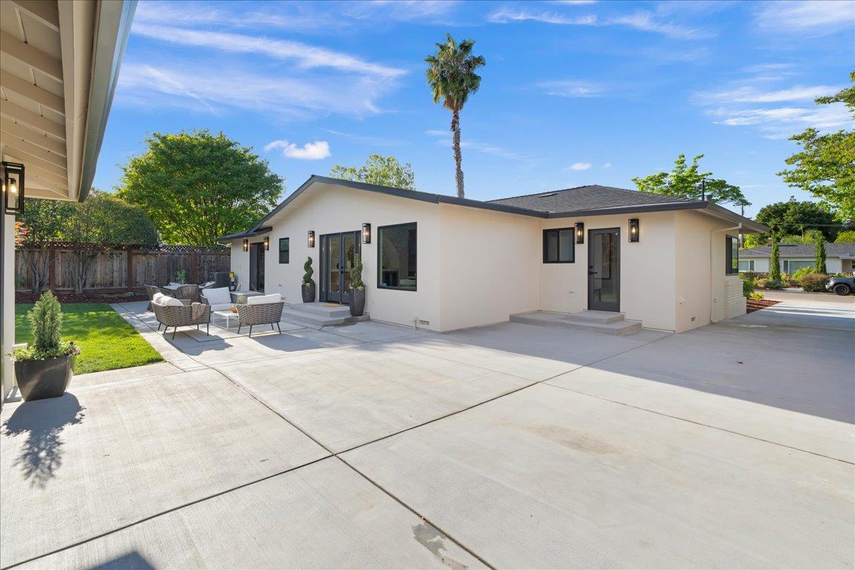 Detail Gallery Image 40 of 59 For 1332 Glen Dell Dr, San Jose,  CA 95125 - 3 Beds | 3 Baths