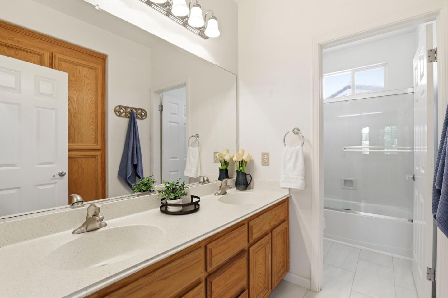 Detail Gallery Image 24 of 65 For 2521 Blairgowery Ct, Gilroy,  CA 95020 - 5 Beds | 3/1 Baths