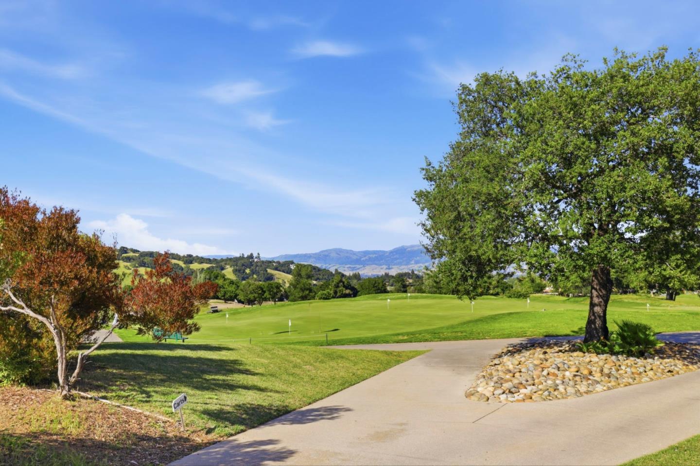 Detail Gallery Image 41 of 65 For 2521 Blairgowery Ct, Gilroy,  CA 95020 - 5 Beds | 3/1 Baths