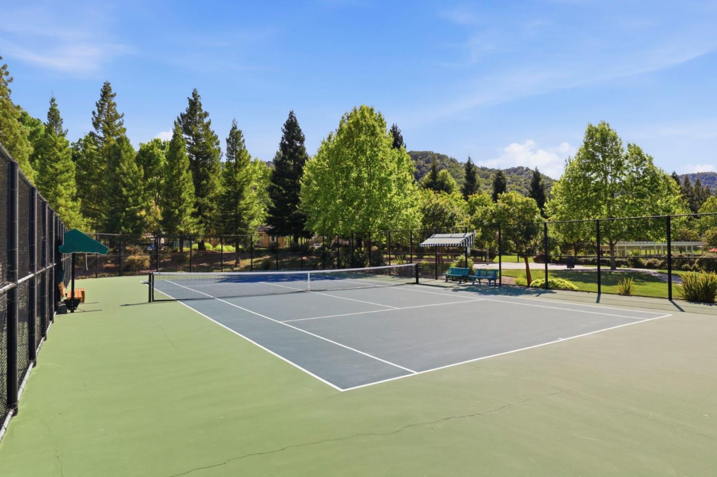 Detail Gallery Image 45 of 65 For 2521 Blairgowery Ct, Gilroy,  CA 95020 - 5 Beds | 3/1 Baths