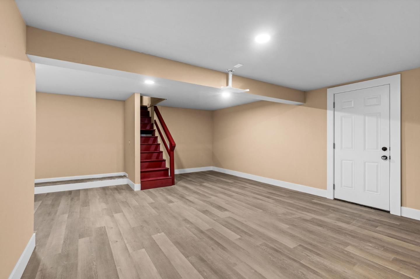 Detail Gallery Image 22 of 28 For 2926 E 22nd St, Oakland,  CA 94601 - 4 Beds | 3 Baths