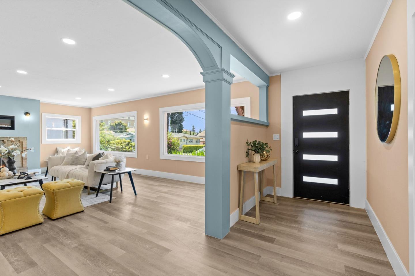 Detail Gallery Image 5 of 28 For 2926 E 22nd St, Oakland,  CA 94601 - 4 Beds | 3 Baths