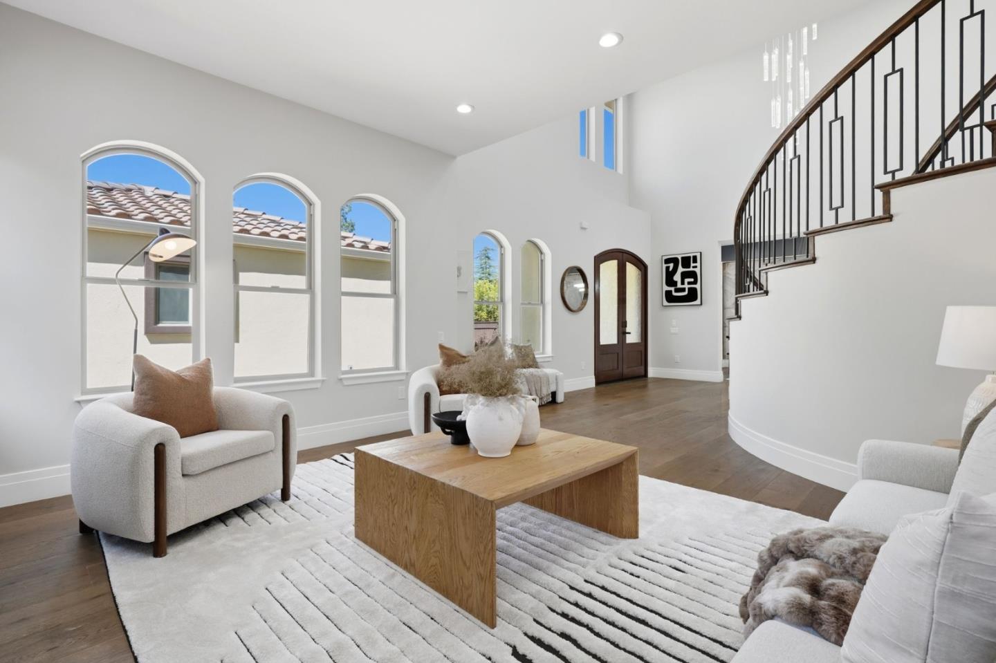 Detail Gallery Image 10 of 65 For 14302 Lora Dr, Los Gatos,  CA 95032 - 5 Beds | 5/1 Baths