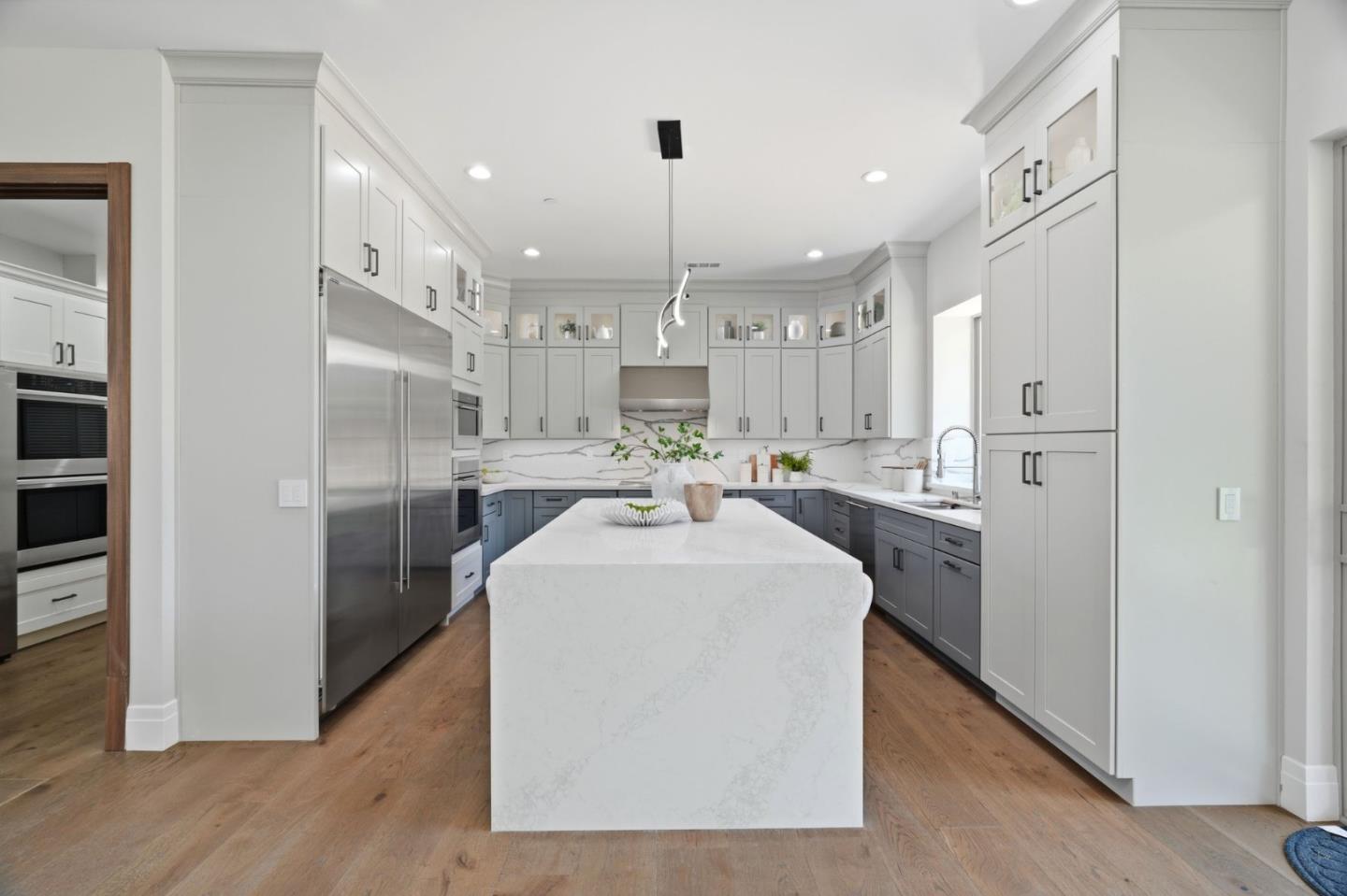 Detail Gallery Image 19 of 65 For 14302 Lora Dr, Los Gatos,  CA 95032 - 5 Beds | 5/1 Baths