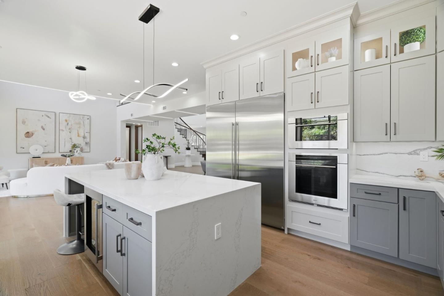 Detail Gallery Image 22 of 65 For 14302 Lora Dr, Los Gatos,  CA 95032 - 5 Beds | 5/1 Baths