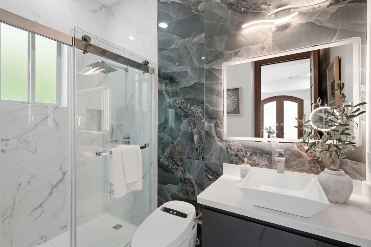 Detail Gallery Image 30 of 65 For 14302 Lora Dr, Los Gatos,  CA 95032 - 5 Beds | 5/1 Baths