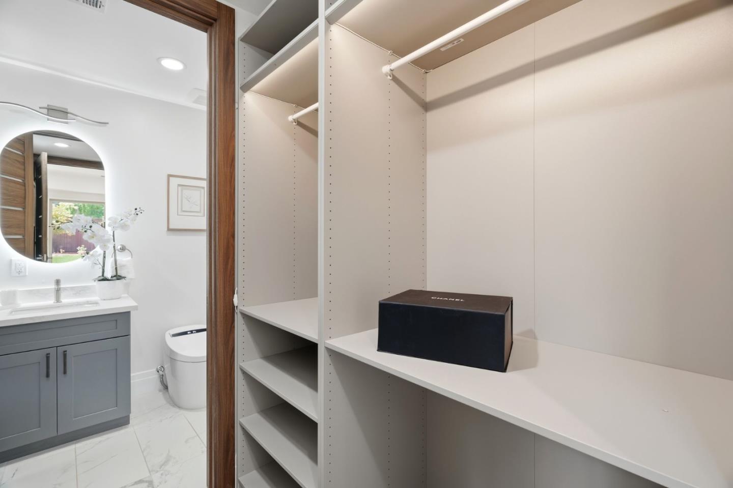 Detail Gallery Image 32 of 65 For 14302 Lora Dr, Los Gatos,  CA 95032 - 5 Beds | 5/1 Baths