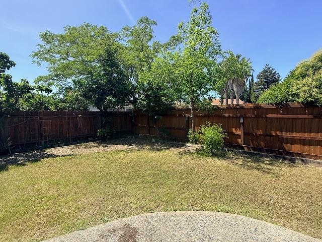 Detail Gallery Image 24 of 32 For 3730 Rolling Hills Dr, Pittsburg,  CA 94565 - 3 Beds | 2 Baths