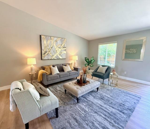 Detail Gallery Image 6 of 32 For 3730 Rolling Hills Dr, Pittsburg,  CA 94565 - 3 Beds | 2 Baths