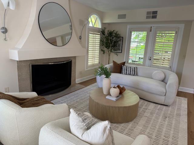 Detail Gallery Image 7 of 23 For 111 W 3rd Ave #201,  San Mateo,  CA 94402 - 2 Beds | 2 Baths