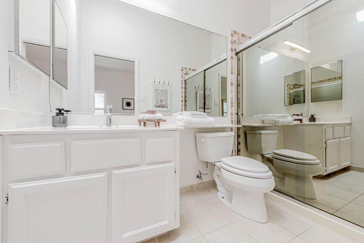 Detail Gallery Image 31 of 37 For 656 Cedar St #3,  San Carlos,  CA 94070 - 2 Beds | 2/1 Baths