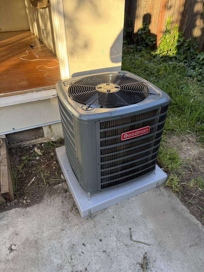 Detail Gallery Image 7 of 8 For 4867 Little Branham Ln, San Jose,  CA 95124 - 3 Beds | 2 Baths