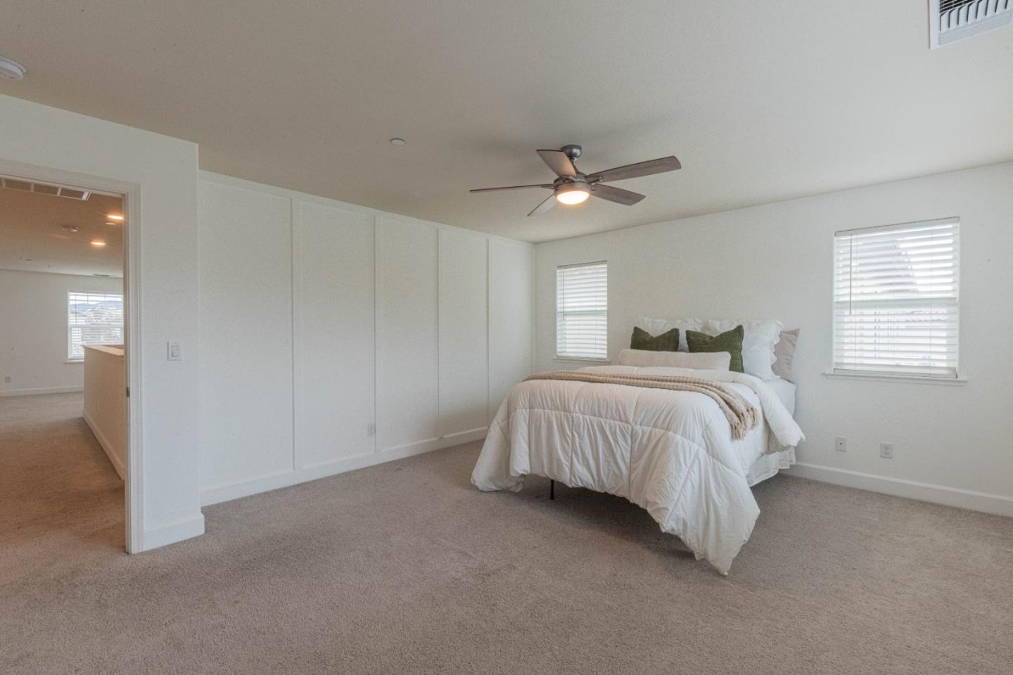 Detail Gallery Image 30 of 49 For 1073 Sardinia Dr, Salinas,  CA 93905 - 4 Beds | 2/1 Baths