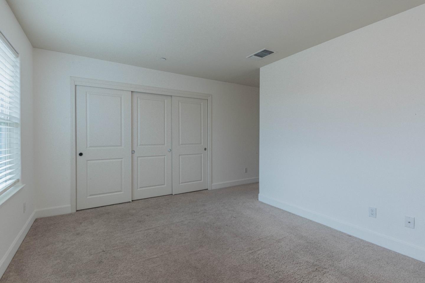 Detail Gallery Image 39 of 49 For 1073 Sardinia Dr, Salinas,  CA 93905 - 4 Beds | 2/1 Baths