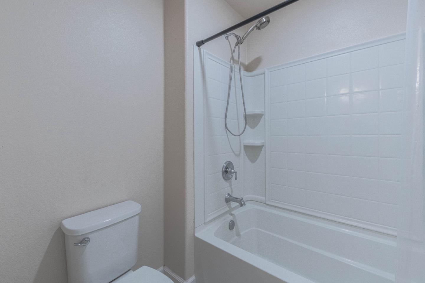 Detail Gallery Image 41 of 49 For 1073 Sardinia Dr, Salinas,  CA 93905 - 4 Beds | 2/1 Baths