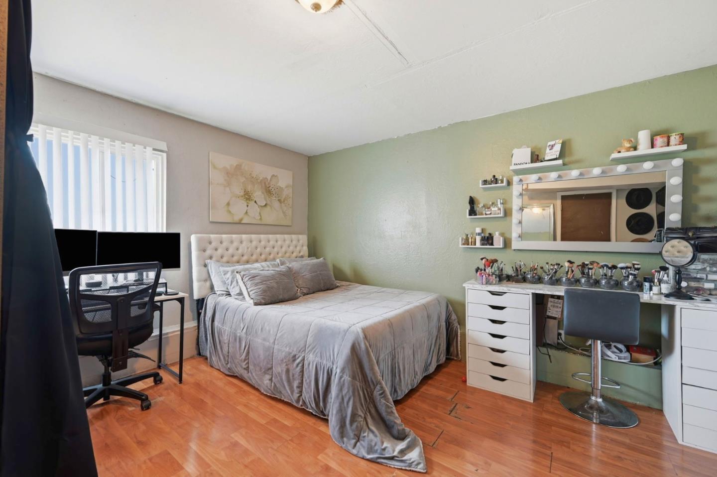 Detail Gallery Image 18 of 40 For 152 Ordway St, San Francisco,  CA 94134 - 2 Beds | 1 Baths