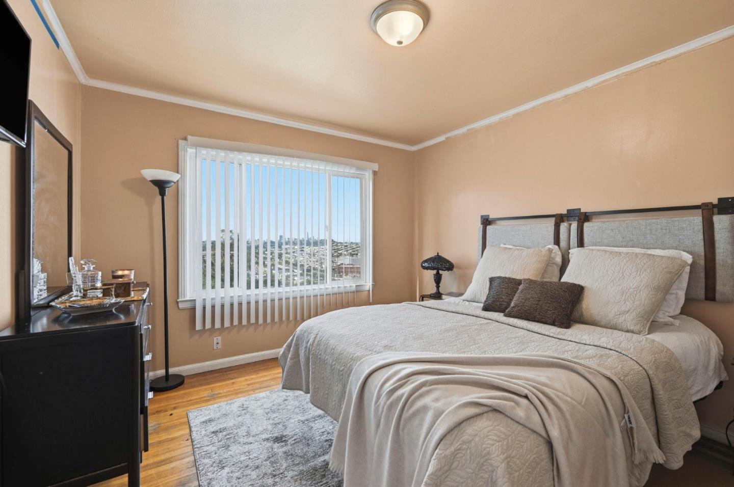 Detail Gallery Image 20 of 40 For 152 Ordway St, San Francisco,  CA 94134 - 2 Beds | 1 Baths