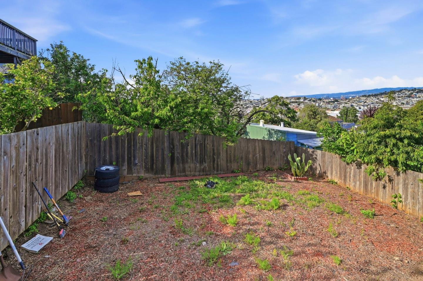 Detail Gallery Image 32 of 40 For 152 Ordway St, San Francisco,  CA 94134 - 2 Beds | 1 Baths