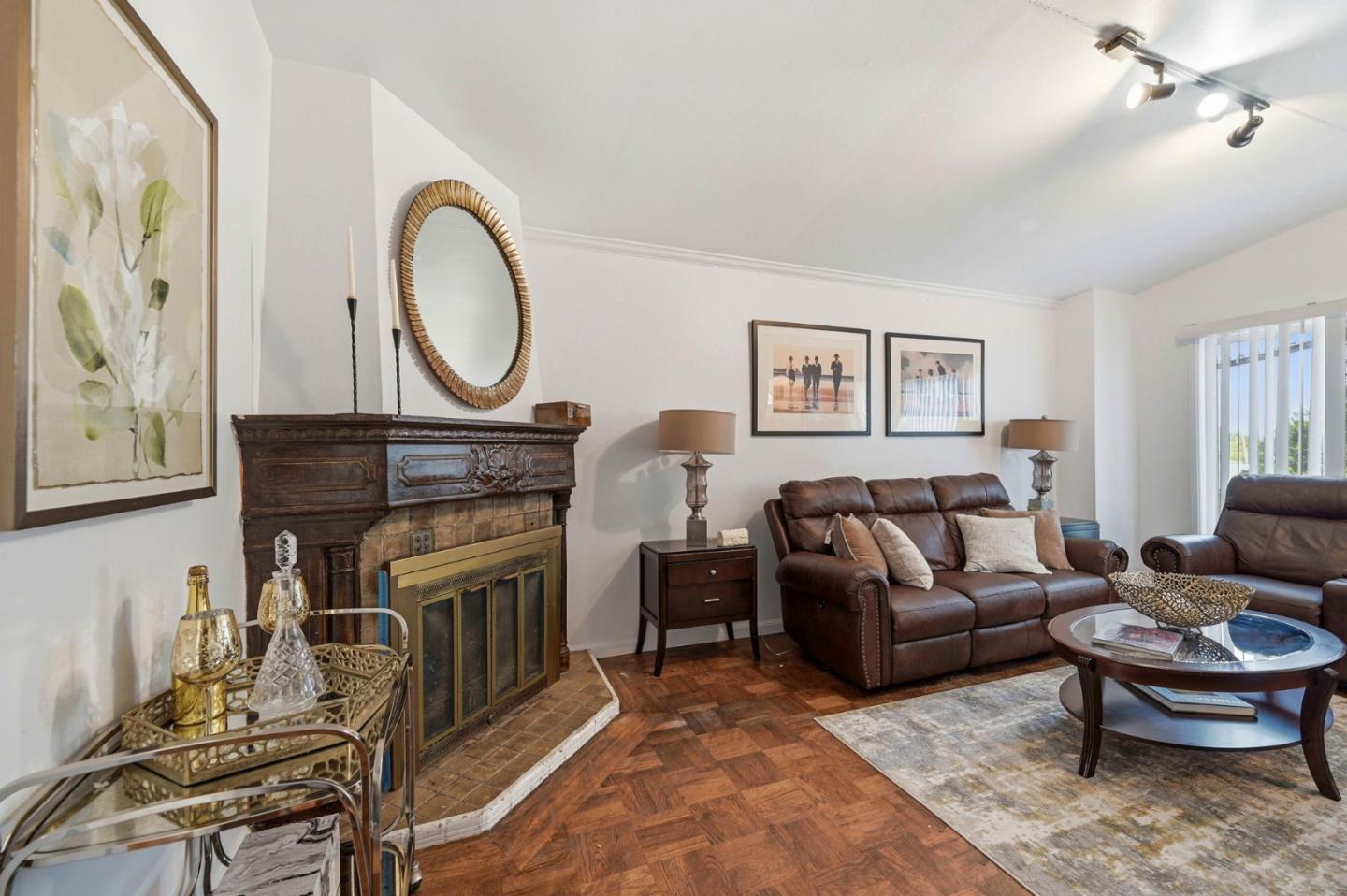 Detail Gallery Image 9 of 40 For 152 Ordway St, San Francisco,  CA 94134 - 2 Beds | 1 Baths