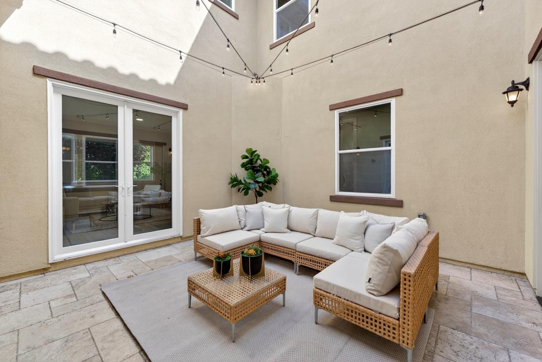 Detail Gallery Image 23 of 71 For 718 Timberpine Ave, Sunnyvale,  CA 94086 - 5 Beds | 3/1 Baths