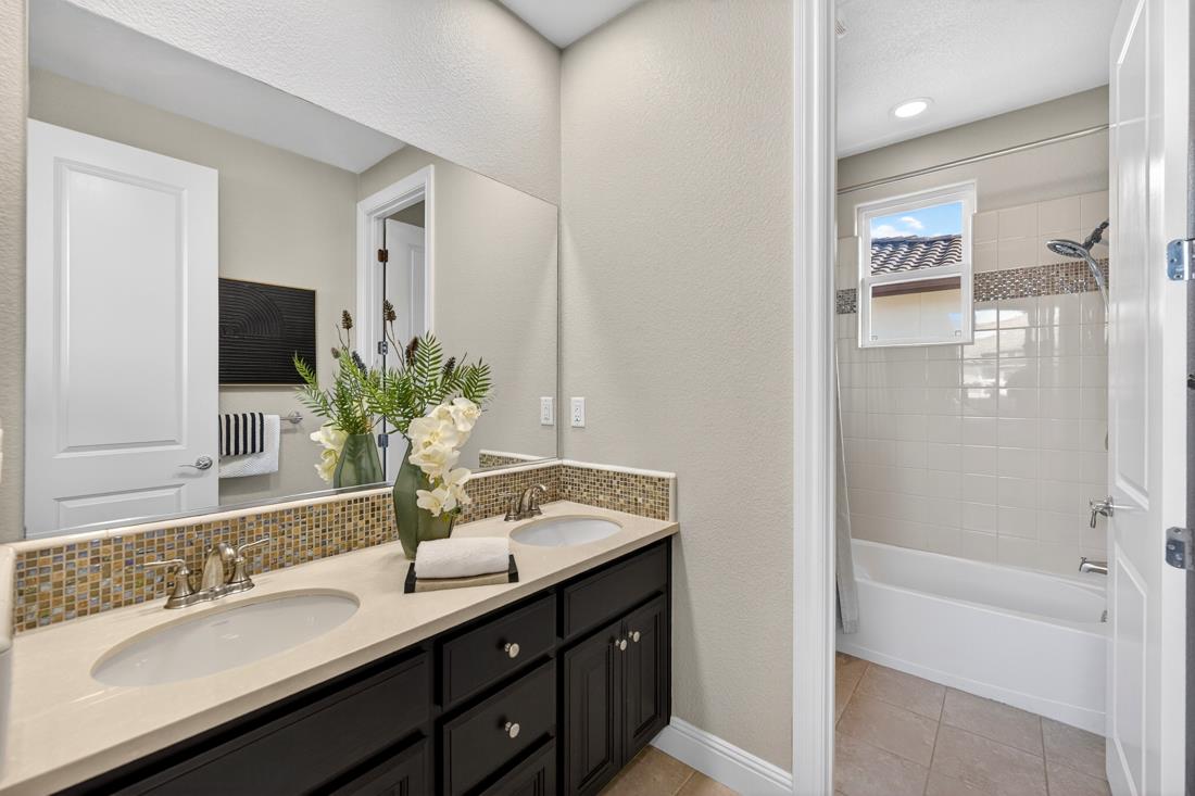 Detail Gallery Image 35 of 71 For 718 Timberpine Ave, Sunnyvale,  CA 94086 - 5 Beds | 3/1 Baths