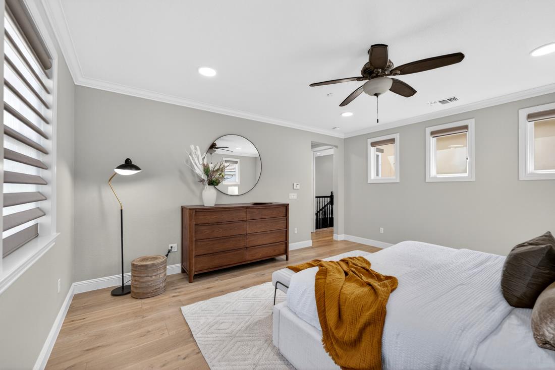 Detail Gallery Image 42 of 71 For 718 Timberpine Ave, Sunnyvale,  CA 94086 - 5 Beds | 3/1 Baths