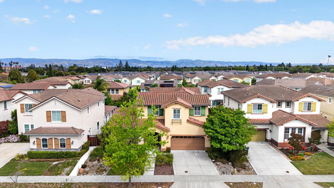 Detail Gallery Image 55 of 71 For 718 Timberpine Ave, Sunnyvale,  CA 94086 - 5 Beds | 3/1 Baths