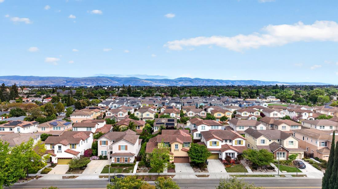Detail Gallery Image 56 of 71 For 718 Timberpine Ave, Sunnyvale,  CA 94086 - 5 Beds | 3/1 Baths