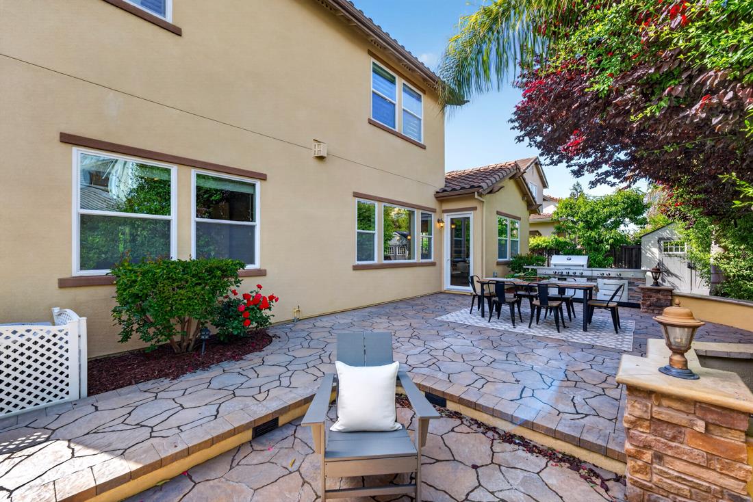 Detail Gallery Image 59 of 71 For 718 Timberpine Ave, Sunnyvale,  CA 94086 - 5 Beds | 3/1 Baths