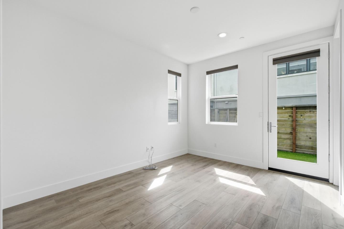 Detail Gallery Image 22 of 40 For 2637 Bantry Ct, South San Francisco,  CA 94080 - 3 Beds | 3/1 Baths