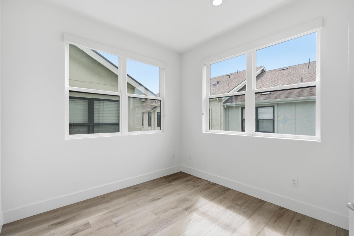 Detail Gallery Image 29 of 40 For 2637 Bantry Ct, South San Francisco,  CA 94080 - 3 Beds | 3/1 Baths