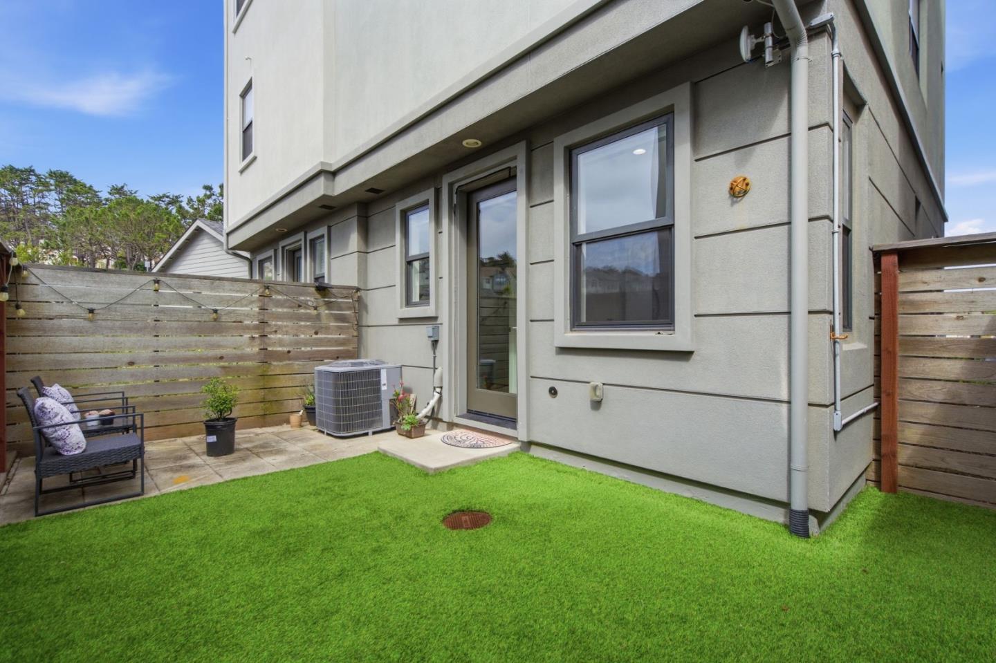 Detail Gallery Image 6 of 40 For 2637 Bantry Ct, South San Francisco,  CA 94080 - 3 Beds | 3/1 Baths