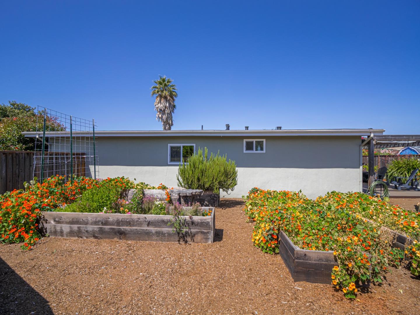 Detail Gallery Image 35 of 40 For 711 Bronte Ave, Watsonville,  CA 95076 - 2 Beds | 1 Baths