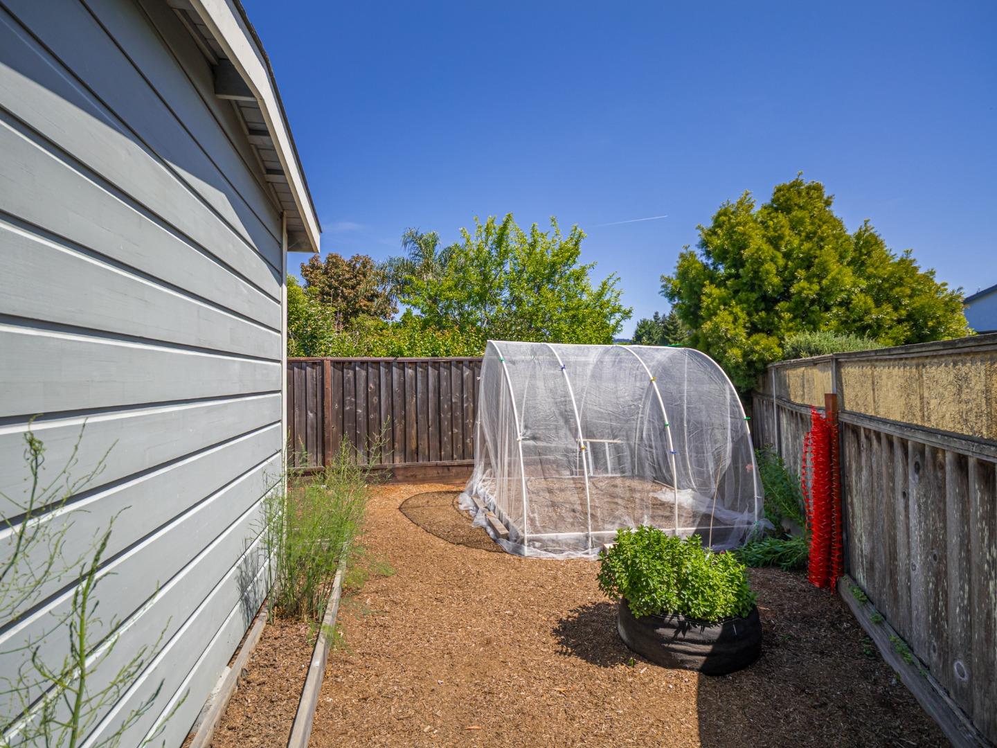 Detail Gallery Image 36 of 40 For 711 Bronte Ave, Watsonville,  CA 95076 - 2 Beds | 1 Baths