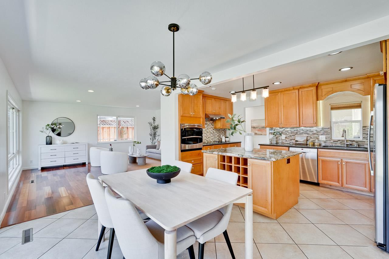 Detail Gallery Image 13 of 43 For 5004 Alan Ave, San Jose,  CA 95124 - 4 Beds | 2/1 Baths