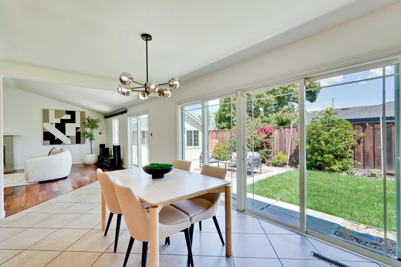 Detail Gallery Image 14 of 43 For 5004 Alan Ave, San Jose,  CA 95124 - 4 Beds | 2/1 Baths