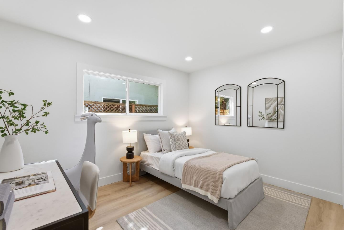 Detail Gallery Image 17 of 29 For 929 Constitution Dr, Foster City,  CA 94404 - 3 Beds | 3 Baths