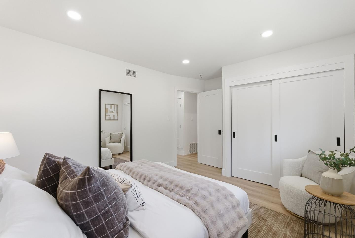 Detail Gallery Image 20 of 29 For 929 Constitution Dr, Foster City,  CA 94404 - 3 Beds | 3 Baths