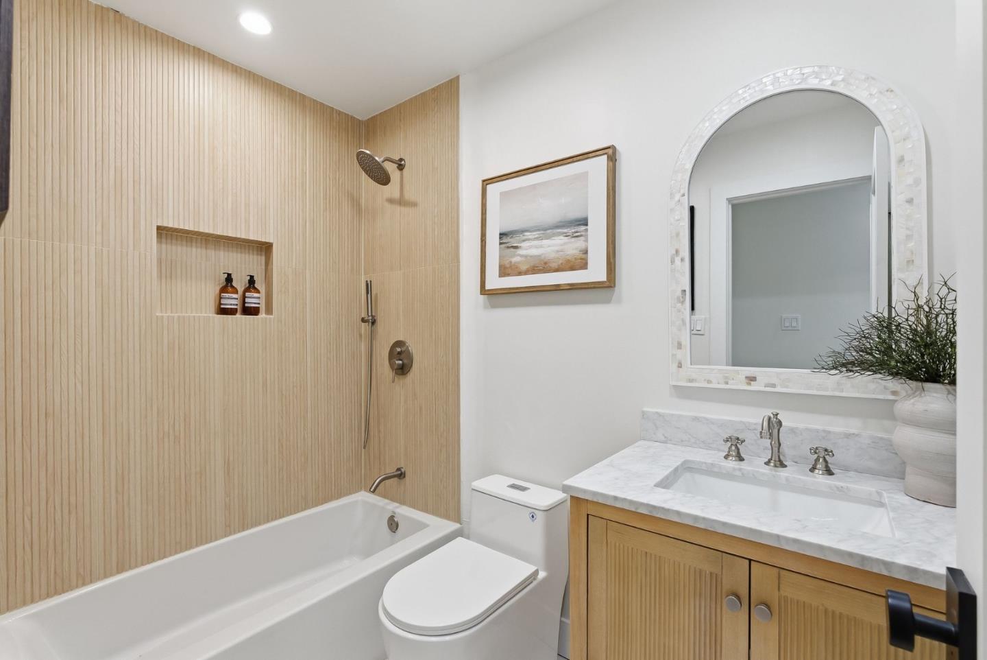 Detail Gallery Image 21 of 29 For 929 Constitution Dr, Foster City,  CA 94404 - 3 Beds | 3 Baths