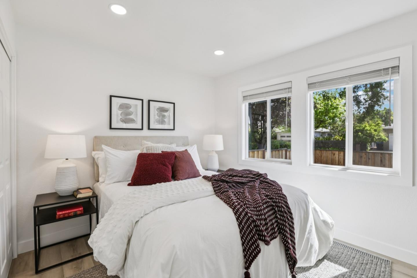 Detail Gallery Image 12 of 30 For 551 Newbridge St, Menlo Park,  CA 94025 - 3 Beds | 2 Baths
