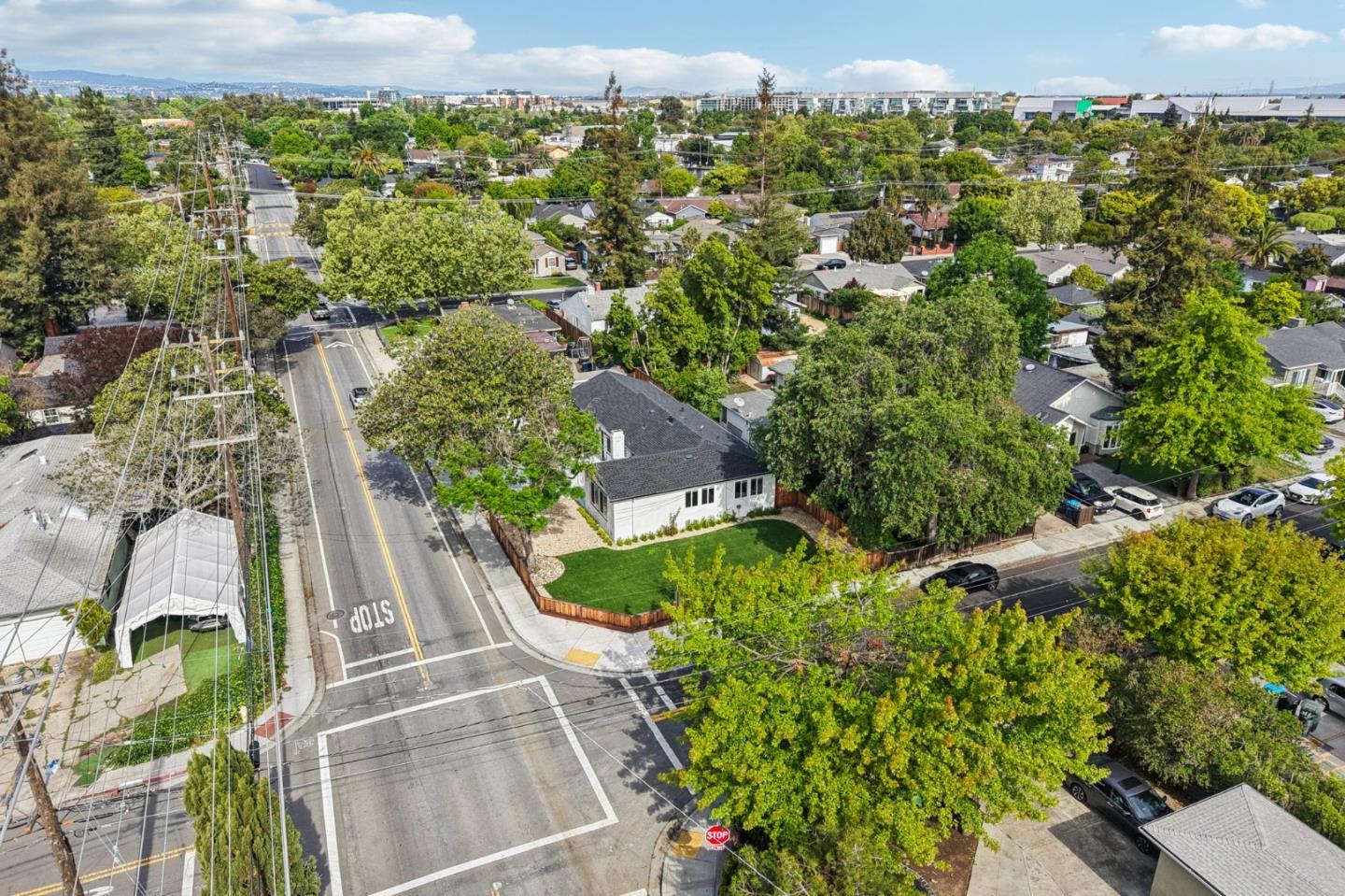 Detail Gallery Image 29 of 30 For 551 Newbridge St, Menlo Park,  CA 94025 - 3 Beds | 2 Baths