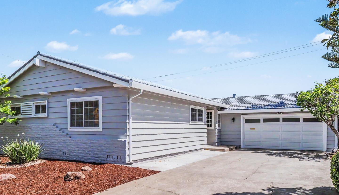 Detail Gallery Image 2 of 35 For 1268 Greenbriar Ave, San Jose,  CA 95128 - 3 Beds | 2 Baths