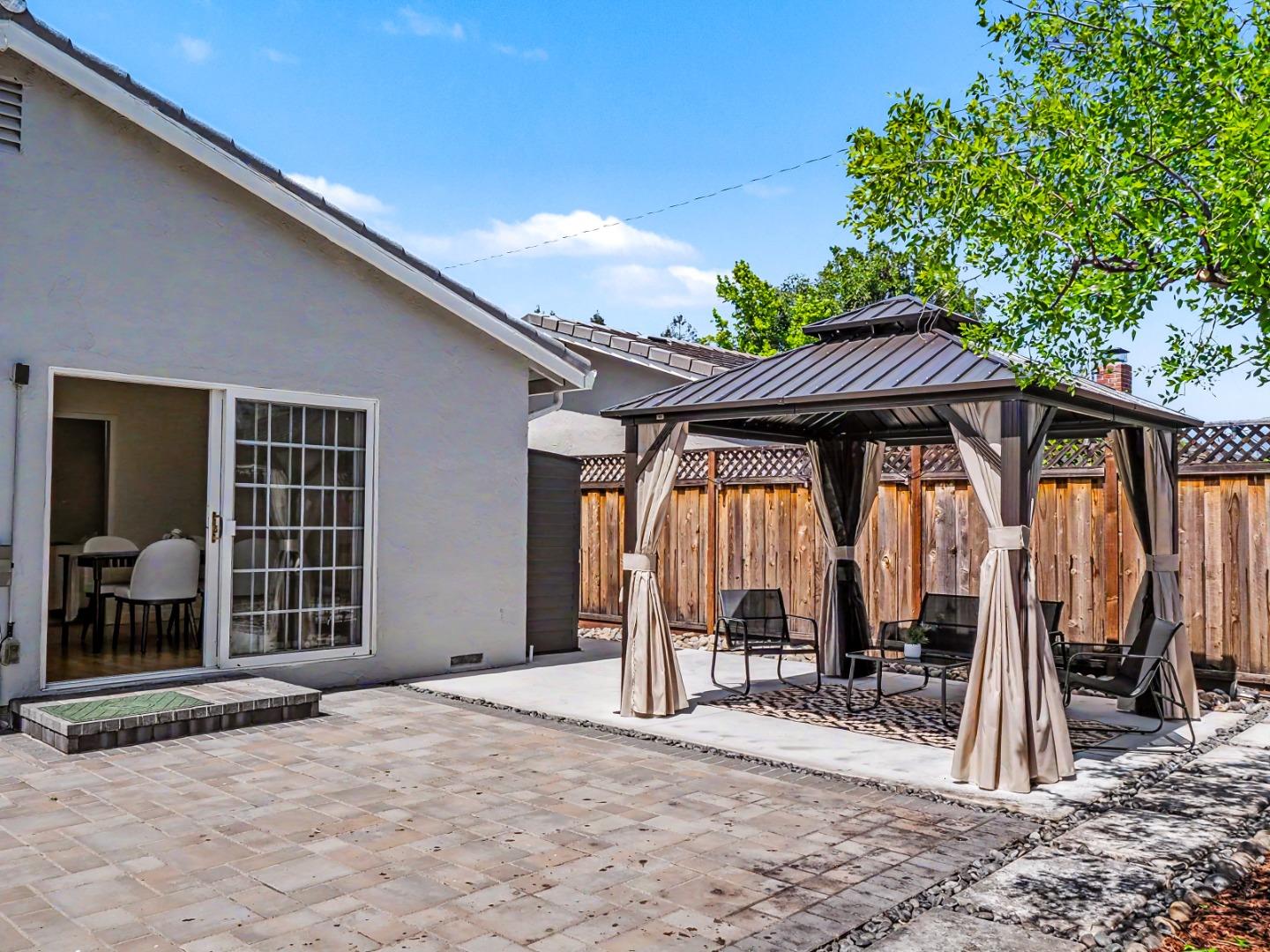 Detail Gallery Image 30 of 35 For 1268 Greenbriar Ave, San Jose,  CA 95128 - 3 Beds | 2 Baths