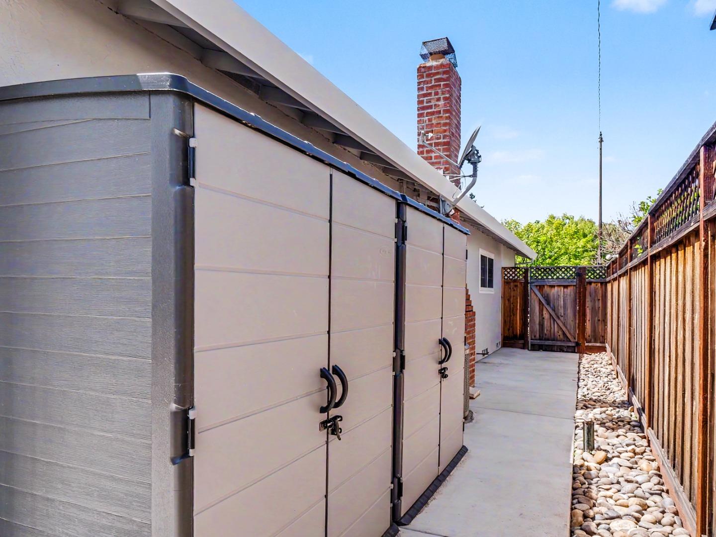 Detail Gallery Image 31 of 35 For 1268 Greenbriar Ave, San Jose,  CA 95128 - 3 Beds | 2 Baths