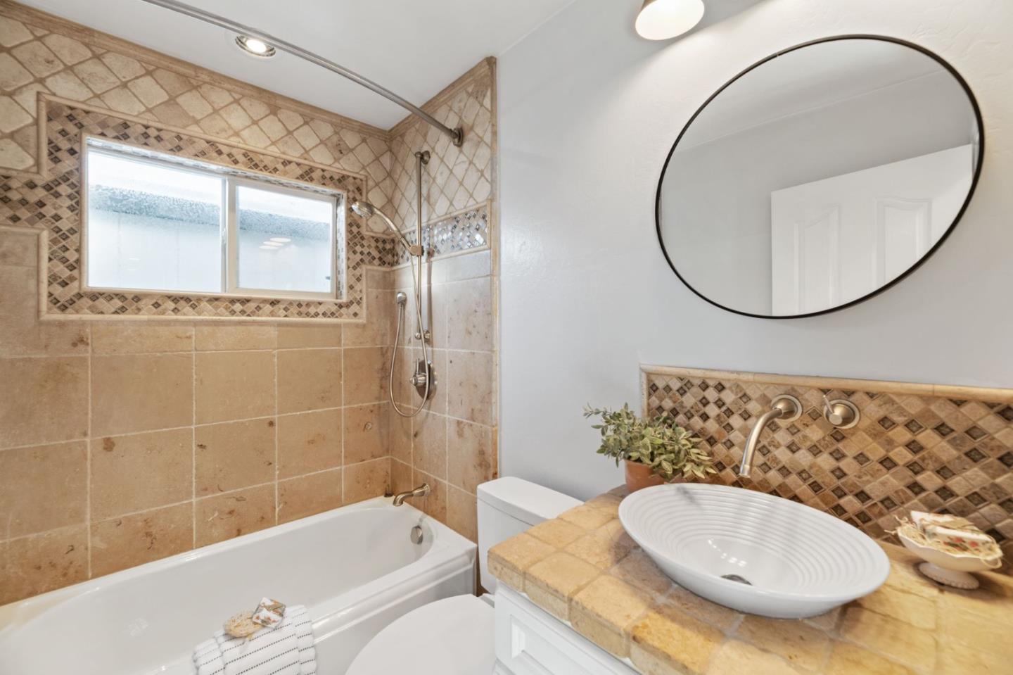 Detail Gallery Image 15 of 32 For 3749 Kersten Dr, San Jose,  CA 95124 - 3 Beds | 2 Baths