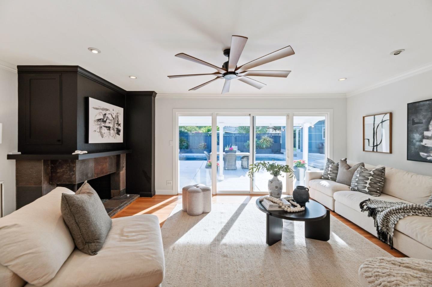 Detail Gallery Image 2 of 32 For 3749 Kersten Dr, San Jose,  CA 95124 - 3 Beds | 2 Baths