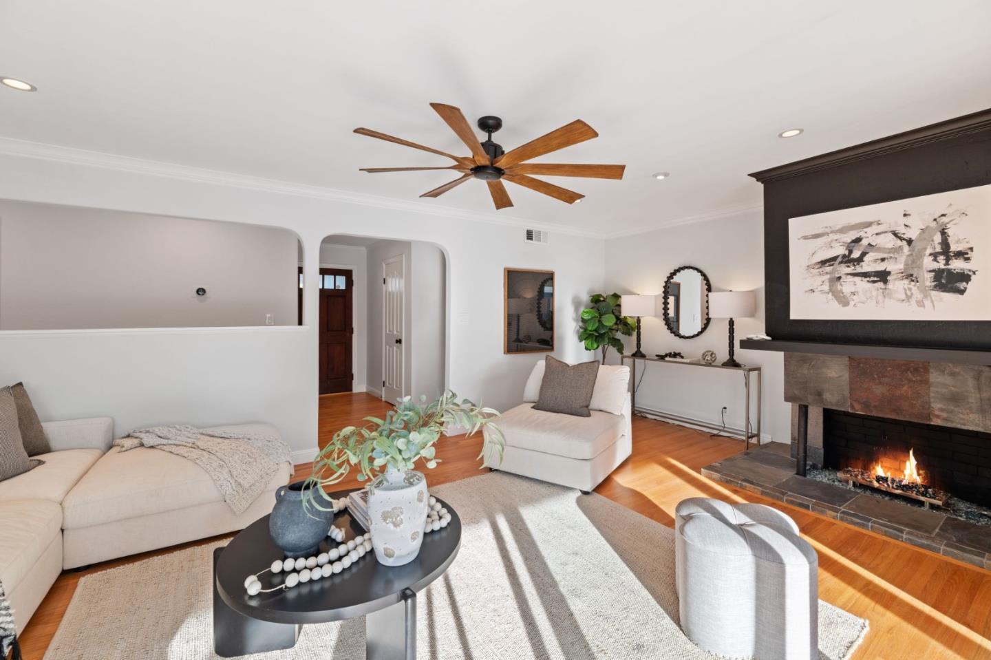 Detail Gallery Image 3 of 32 For 3749 Kersten Dr, San Jose,  CA 95124 - 3 Beds | 2 Baths